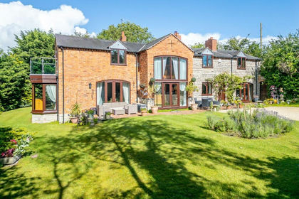 Barn Conversion for sale in Bidford-on-Avon