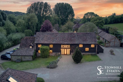 1 acre of Barn Conversion for sale in Hughenden
