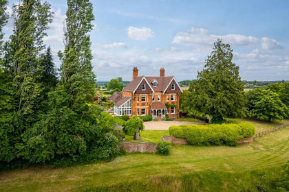 6 acres of Country Home for sale in Leigh