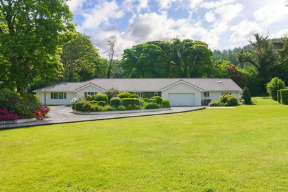 1 acre of House with Land for sale in