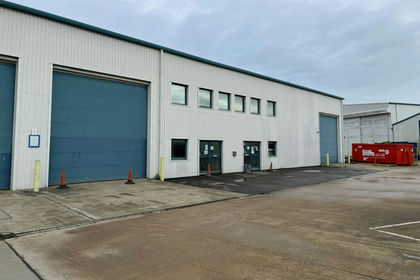 Warehouse for sale in Marchwood
