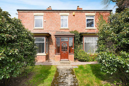 8.6 acres of Farmhouse for sale in Whessoe