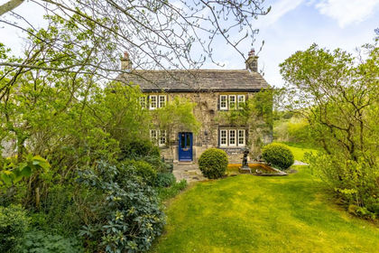 5 acres of Agricultural Land for sale in Kirkburton