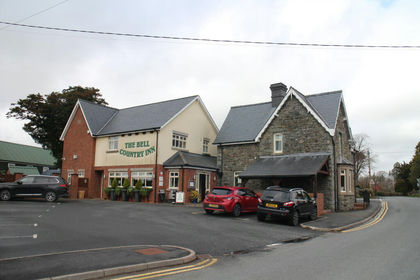 Pub for sale in Llanyre
