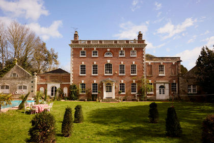 1.5 acres of Historic House for sale in Barming