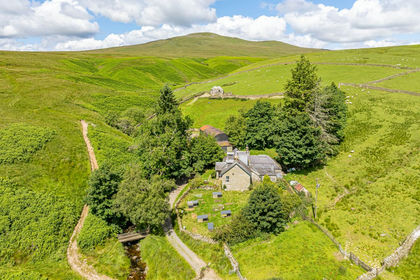 1839.1 acres of Farm for sale in Hawick