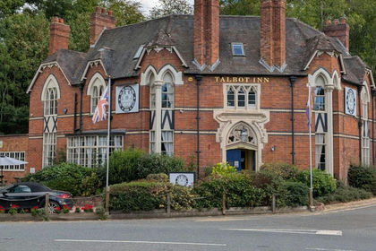 Pub for sale in Knighton on Teme