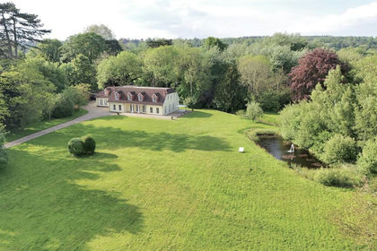 2 acres of Agricultural Land for sale in Hurley