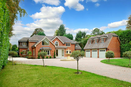 1 acre of Land for sale in Chalfont St Giles