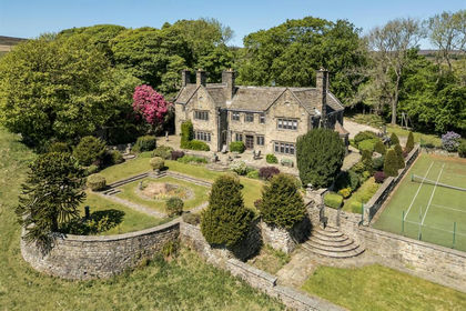 3 acres of House with Land for sale in Bradfield