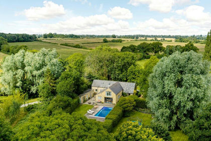 Barn Conversion for sale in Stratton Audley