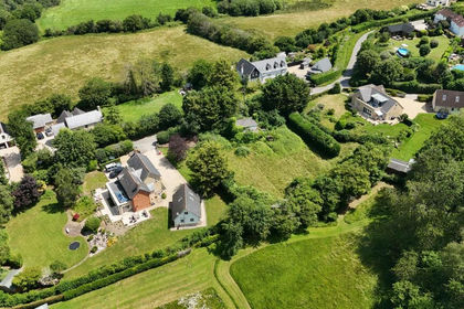 Building Plot for sale in Lydiard Millicent
