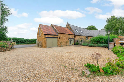 Barn Conversion for sale in Milton Malsor