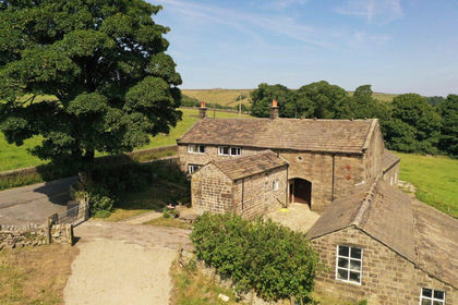 1.5 acres of Farmhouse for sale in Heptonstall