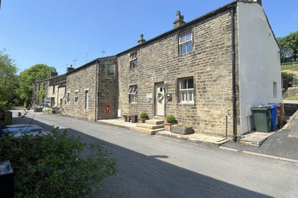 2.6 acres of House with Land for sale in Cowling