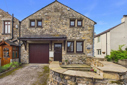 Barn Conversion for sale in Bolton-le-Sands