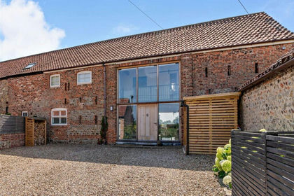 Barn Conversion for sale in Coneythorpe and Clareton