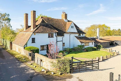5.8 acres of House with Land for sale in Stanford Rivers