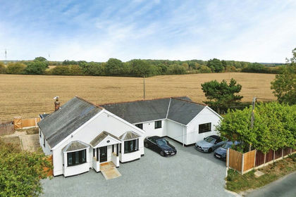 1.8 acres of House with Land for sale in Cressing