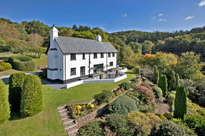 1.2 acres of House with Land for sale in Devon