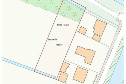 Land for sale in Upwell