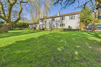 2.5 acres of House with Land for sale in Bickerstaffe