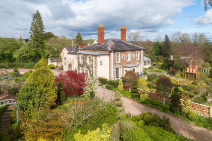 4 acres of Country Home for sale in Llandinabo