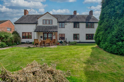 30 acres of Agricultural Land for sale in Dalbury Lees