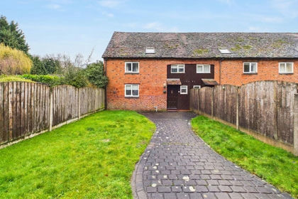 Barn Conversion for sale in Upton Warren