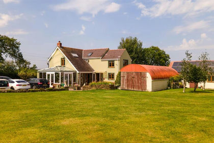 8 acres of Land for sale in Kilgetty/Begelly