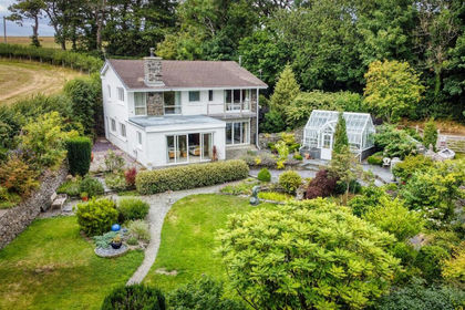 1 acre of Land for sale in Llanfarian