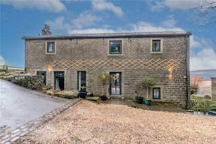 2.5 acres of Barn Conversion for sale in Holme Valley