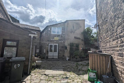 Land for sale in Cullingworth