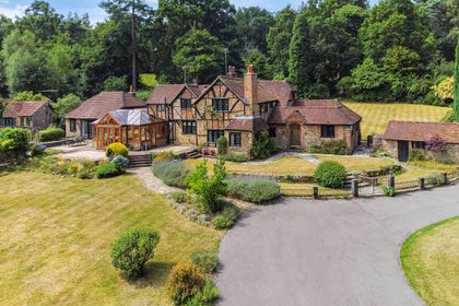 32 acres of Agricultural Land for sale in Churt