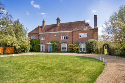 2.7 acres of Land for sale in Edenbridge