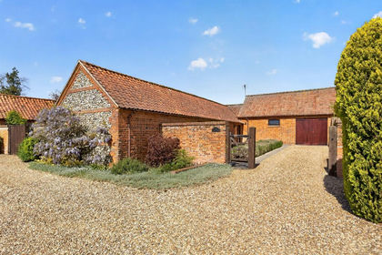 Barn Conversion for sale in Sparham
