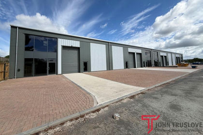 Warehouse for sale in Stoke
