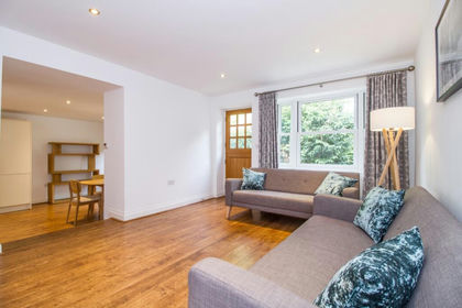 Barn Conversion for sale in Oxford East