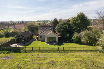 Barn Conversion for sale in Hovingham