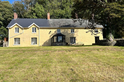 11.5 acres of Smallholding for sale in Penllyn