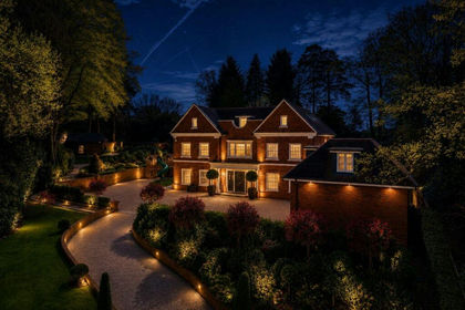 1 acre of House with Land for sale in Sunninghill and Ascot