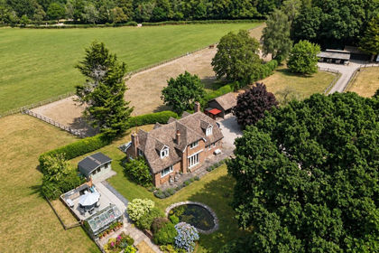 5 acres of House with Land for sale in Minstead