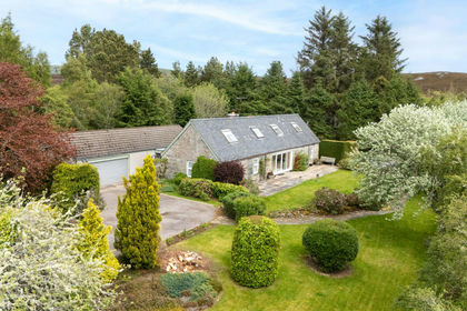 1.9 acres of House with Land for sale in Caithness, Sutherland and Easter Ross