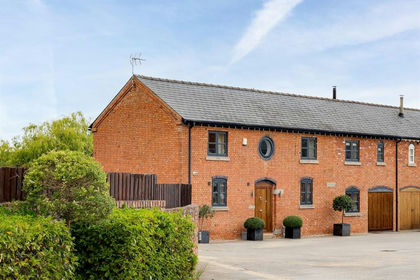 Barn Conversion for sale in Bulkeley and Ridley