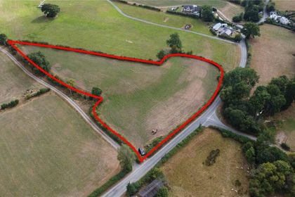 2.7 acres of Agricultural Land for sale in Llanerfyl