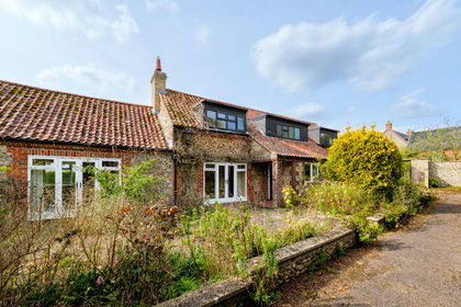 Barn Conversion for sale in Tattersett