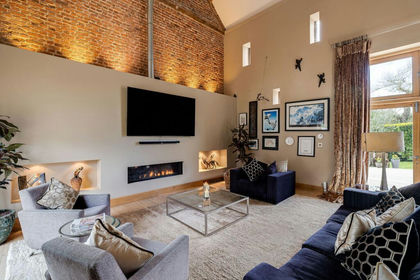 Barn Conversion for sale in Neston