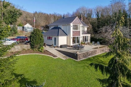 1 acre of House with Land for sale in Cheddar