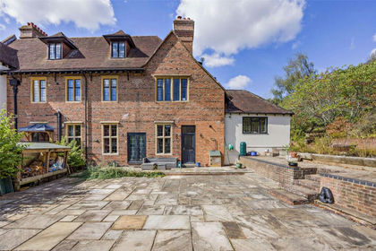 1 acre of House with Land for sale in Pendock