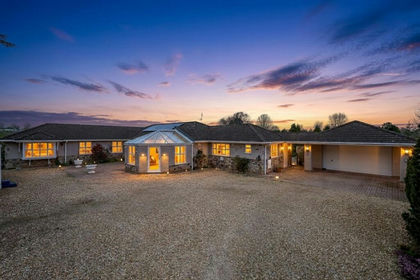 1 acre of House with Land for sale in Leeswood and Pontblyddyn